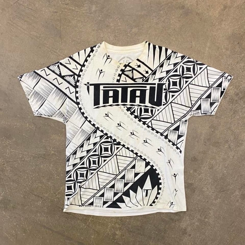 Vintage Y2K Hawaii‎ Surf Tribal Tatau Skate AOP T-Shirt Size Large